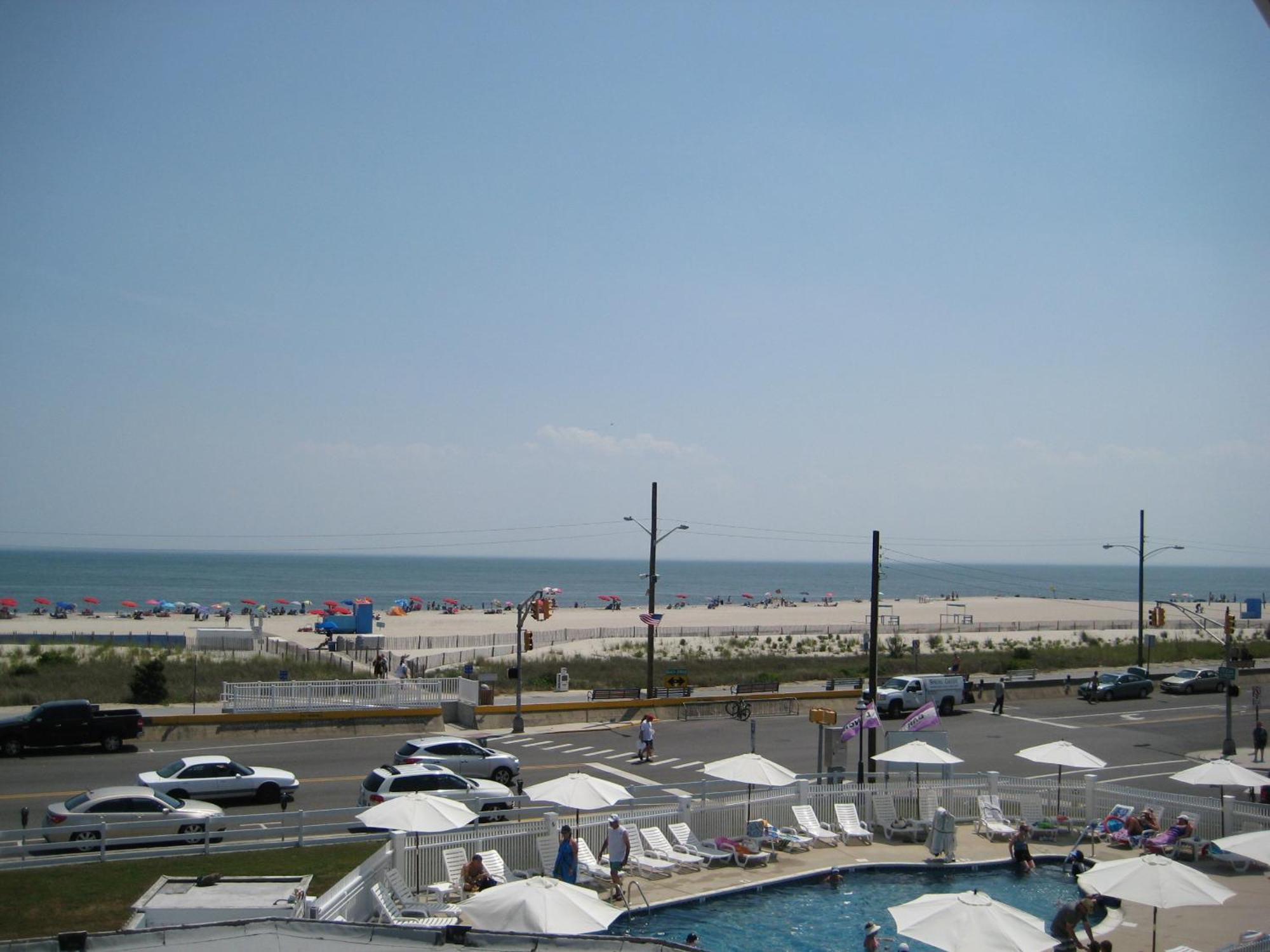 Avondale By The Sea Hotel Cape May Exterior photo